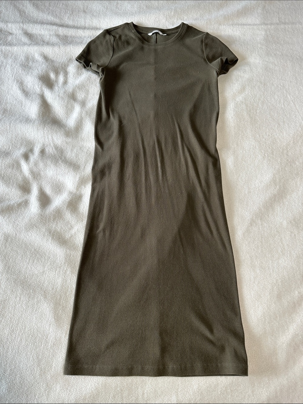 Blumind Olive Short-Sleeve Midi Knit Dress